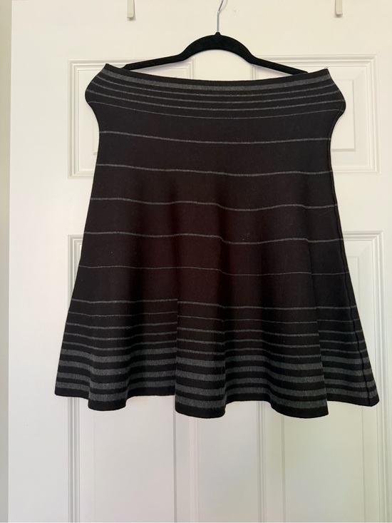 Max Studio Dresses & Skirts - Max Studio Black Skirt with Gray Stripes